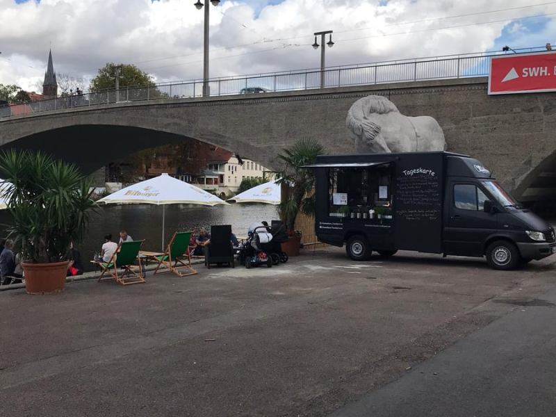 Unser Truck an der&nbsp;Kröllwitzbrücke